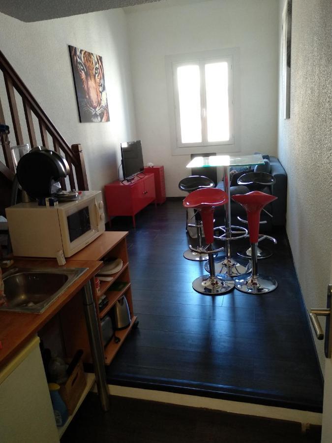 Duplex Vieux Port Appartement Complet 4 Couchages Climatise Entire Apartment 2 Beds For 4 Persons Marseilles Exterior foto